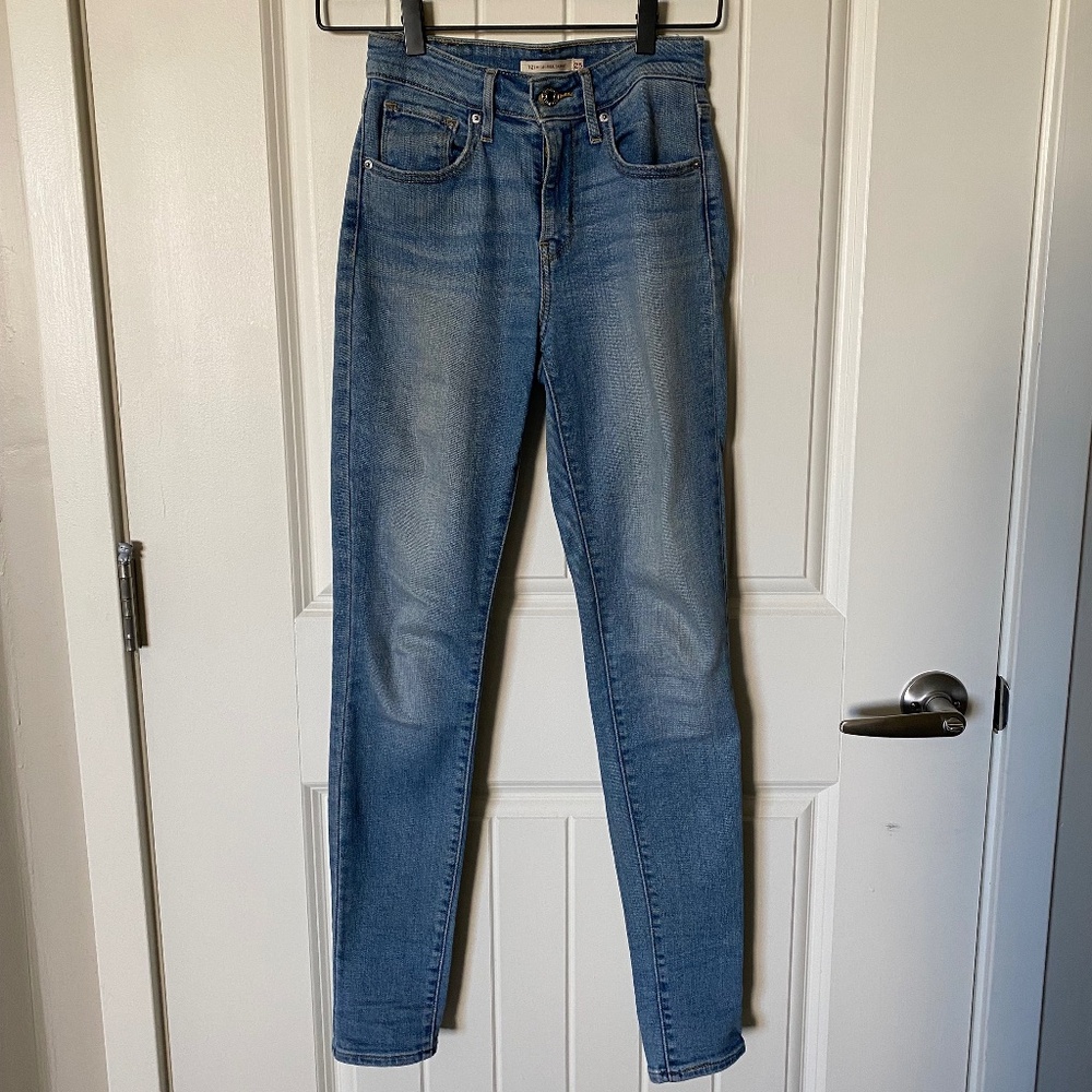 Levis 721 High Rise Skinny Jeans, Light Wash, Women's Size 25